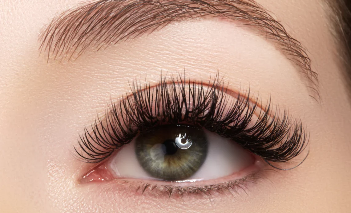 Get Gorgeous Fluttery Lashes with Careprost Eye Drops