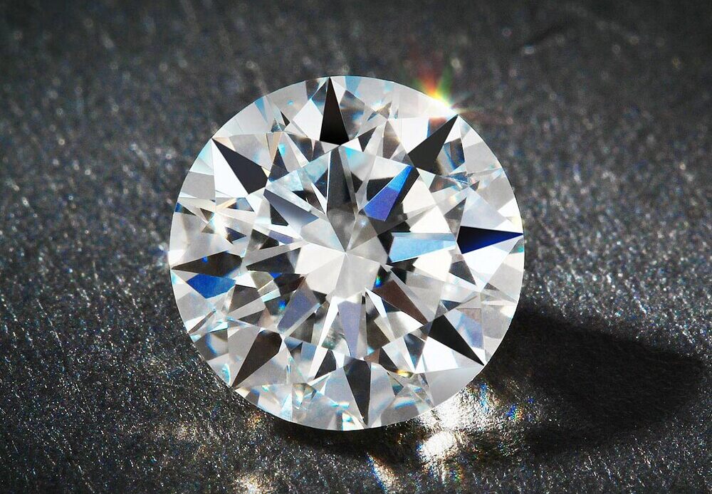 Inside the High-Tech World of Lab Grown Diamond Manufacturing